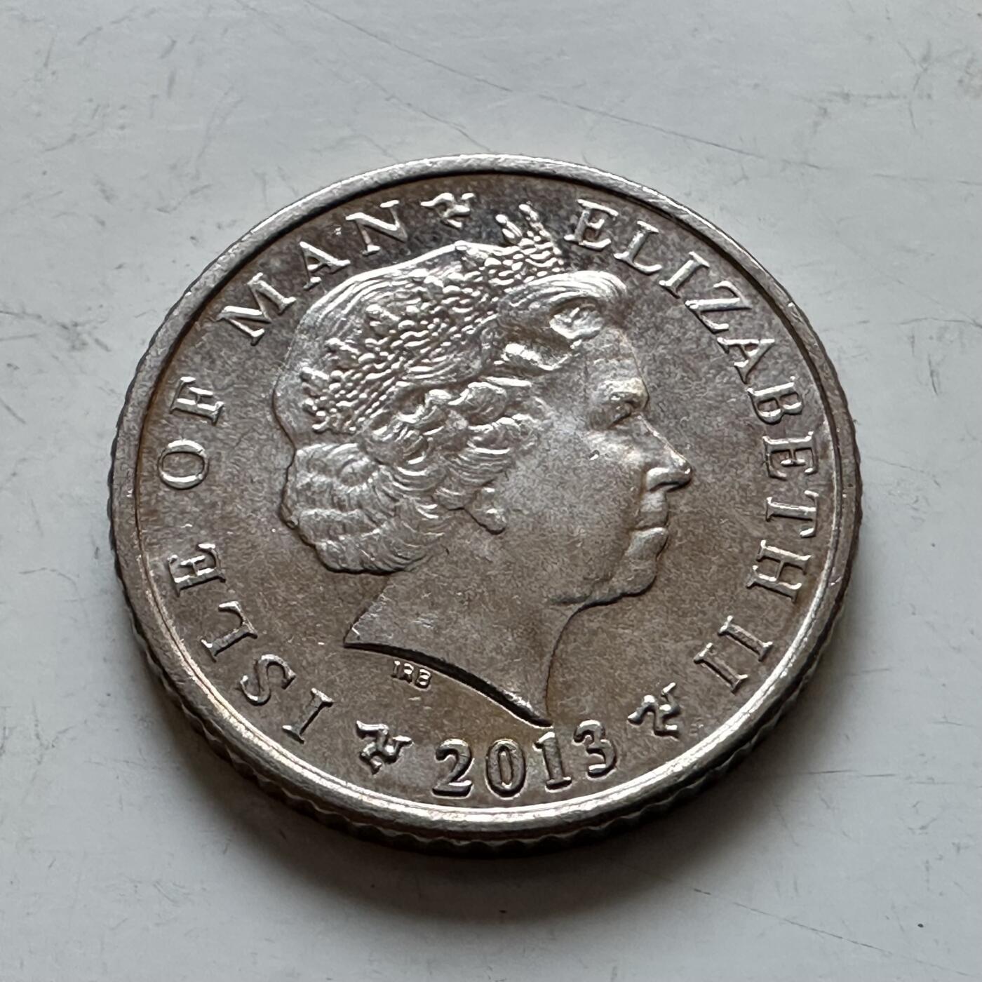 🌹外币初藏🌹🐯2025年第140场  每周二四六晚8️⃣点 接代拍 马恩岛2003年五便士