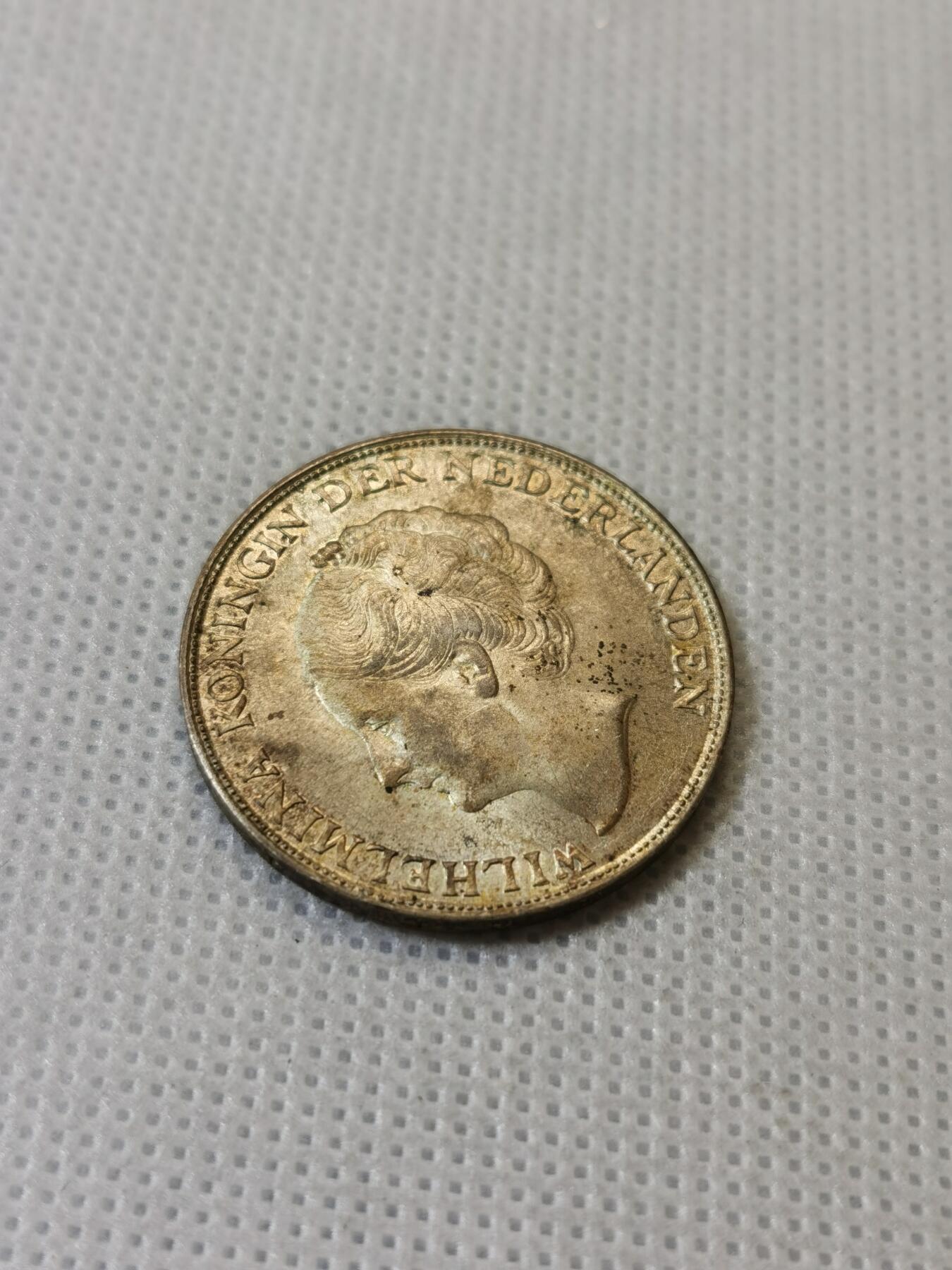 甄臻铺-世界币章拍卖（第43期）送拍享返佣金等优惠多多