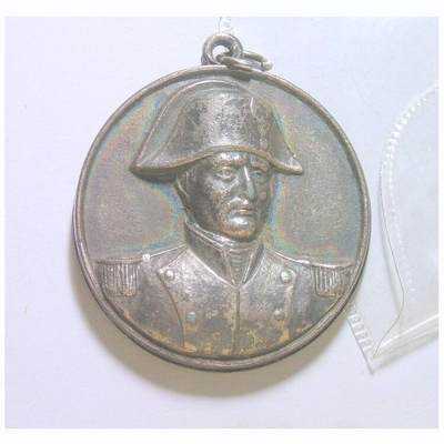 法国18XX年 拿破仑军装像+拿破仑墓 高浮雕精制大镀银章 40MM - 法国18XX年 拿破仑军装像+拿破仑墓 高浮雕精制大镀银章 40MM