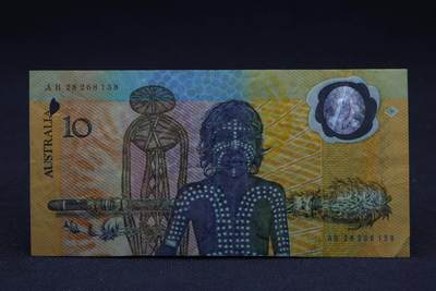 【淘币小摊】限时拍第八百二十八拍  纸币场  满百包邮可预留两周  周一统一发货  -   澳大利亚10元塑料钞【有折】
