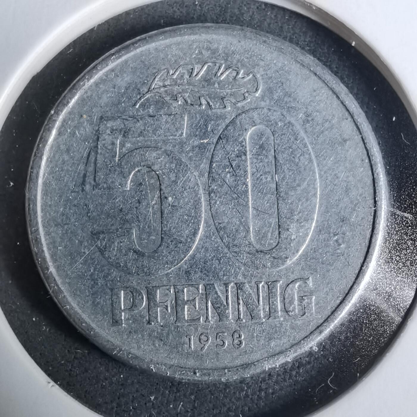 沼泽如烟--第929场 东德1958年50芬尼