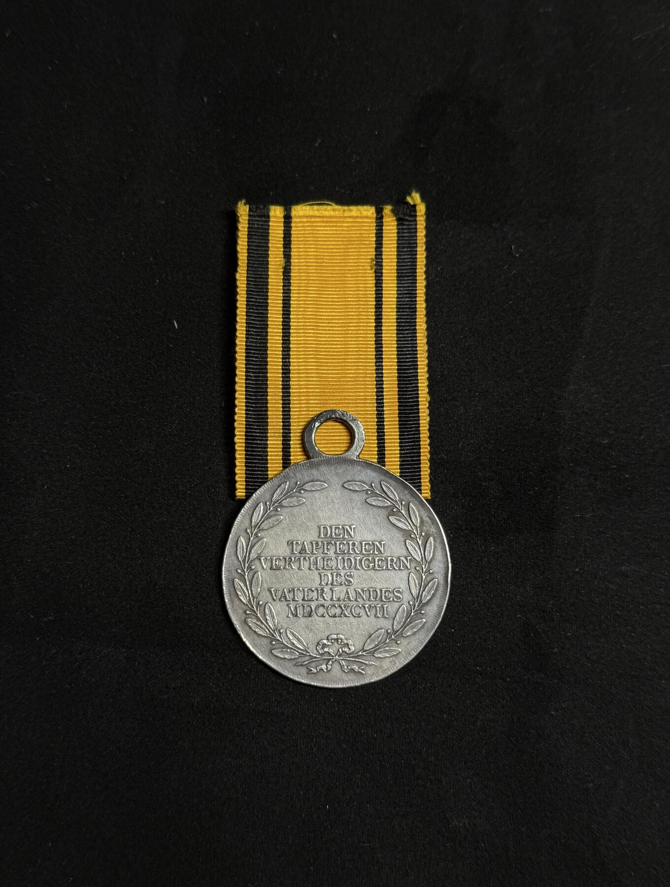 欢庆元旦！戎马世界章牌大赏第109期元旦大拍 神圣罗马帝国1797年动员奖章，银质，直径40mm，绶带后配，非常少见