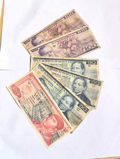 各国外币第102期 无佣金 - 墨西哥20 50 100比索6张