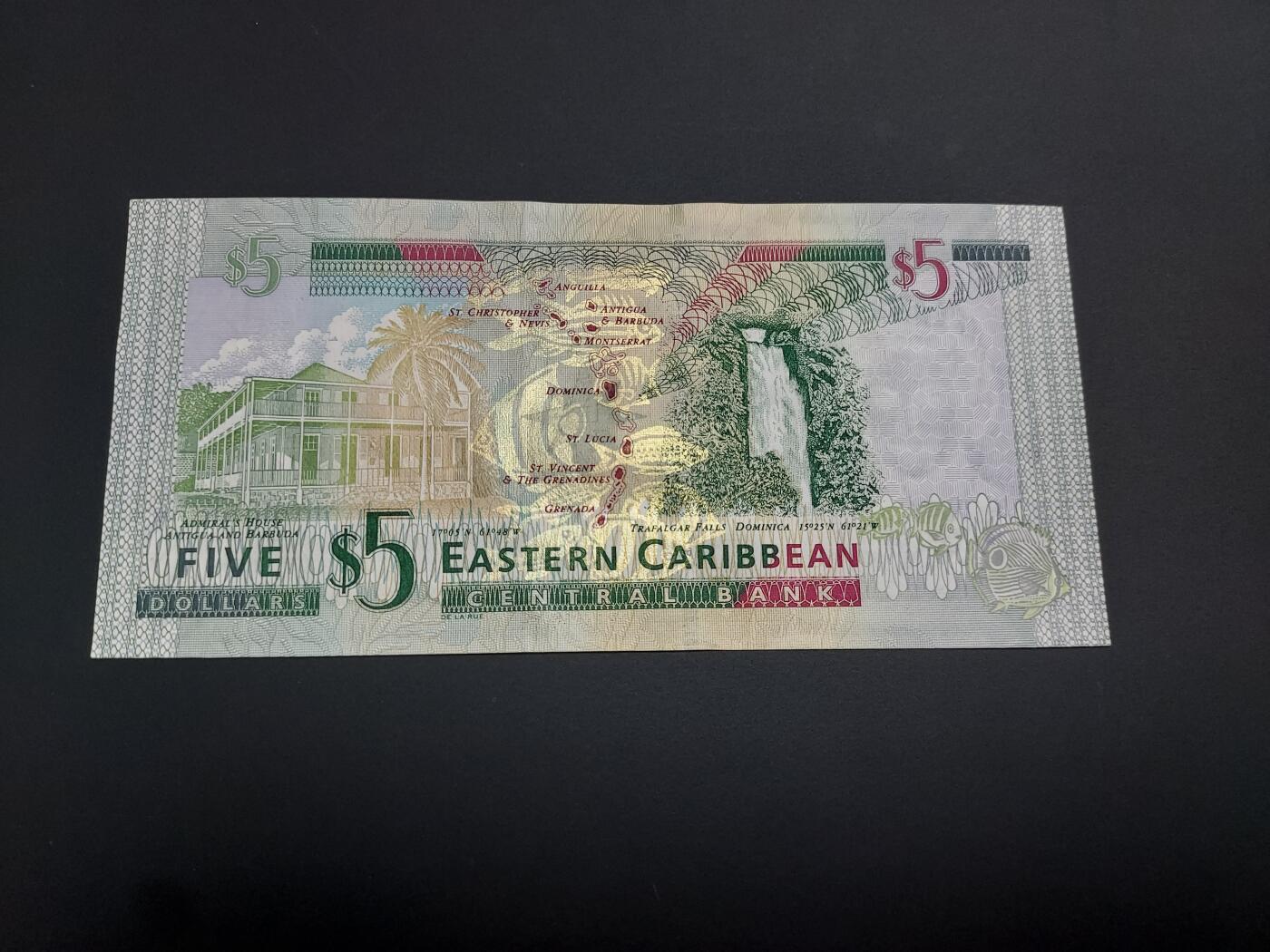 博彦收藏  12月15日 8点 钱币专场 全场包邮 东加勒比 女皇5元 UNC