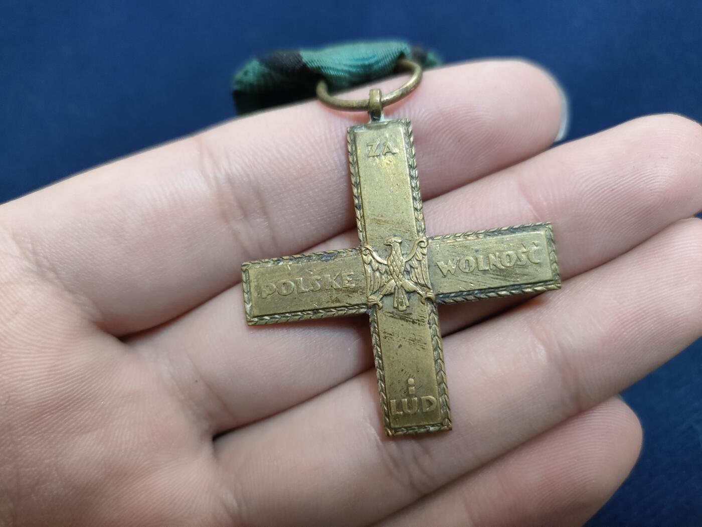 时顺第二十七拍 波兰游击队十字