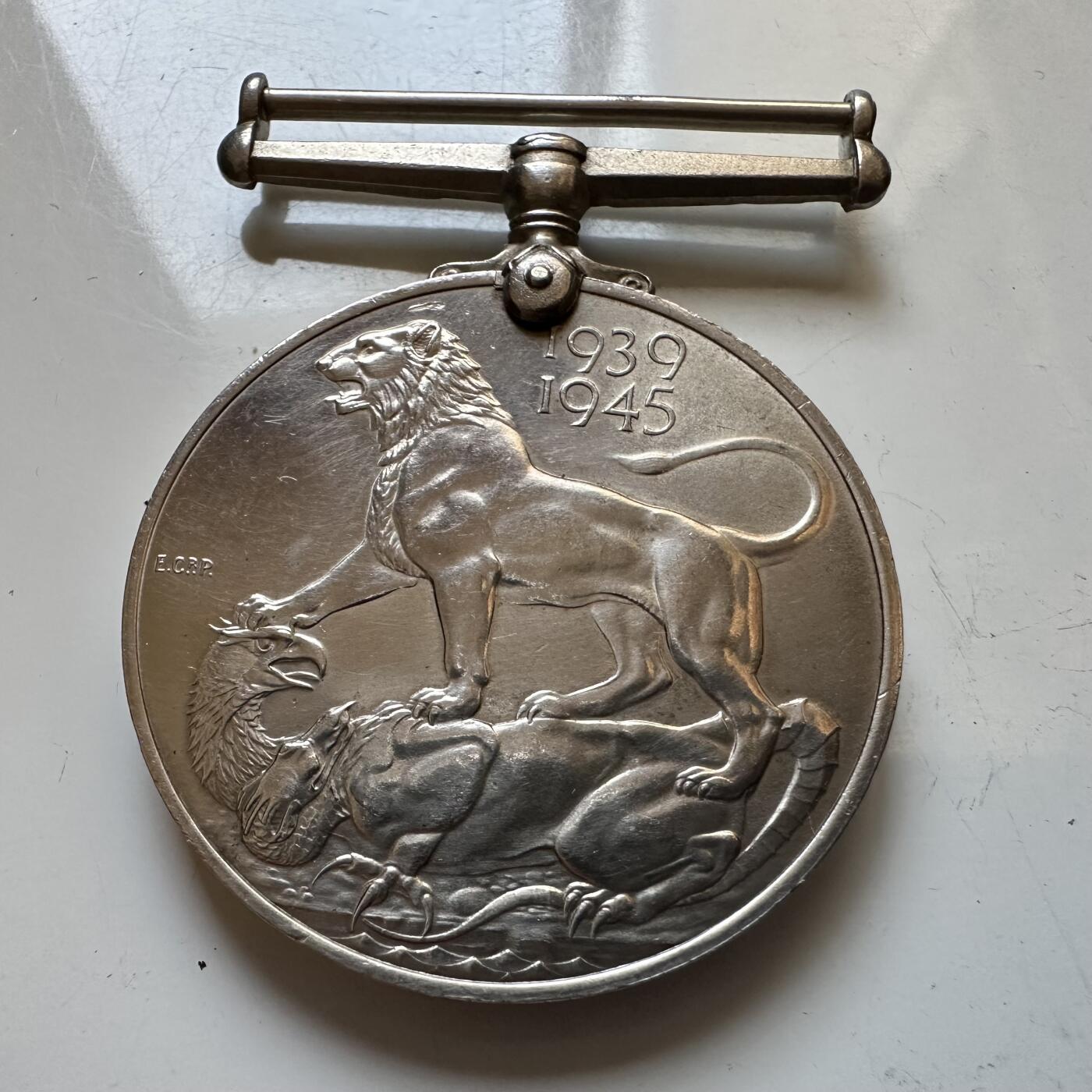 🌹外币初藏🌹🐯2025年第140场  每周二四六晚8️⃣点 接代拍 英国1945年二战胜利纪念章 镍银 36.1毫米31.8克