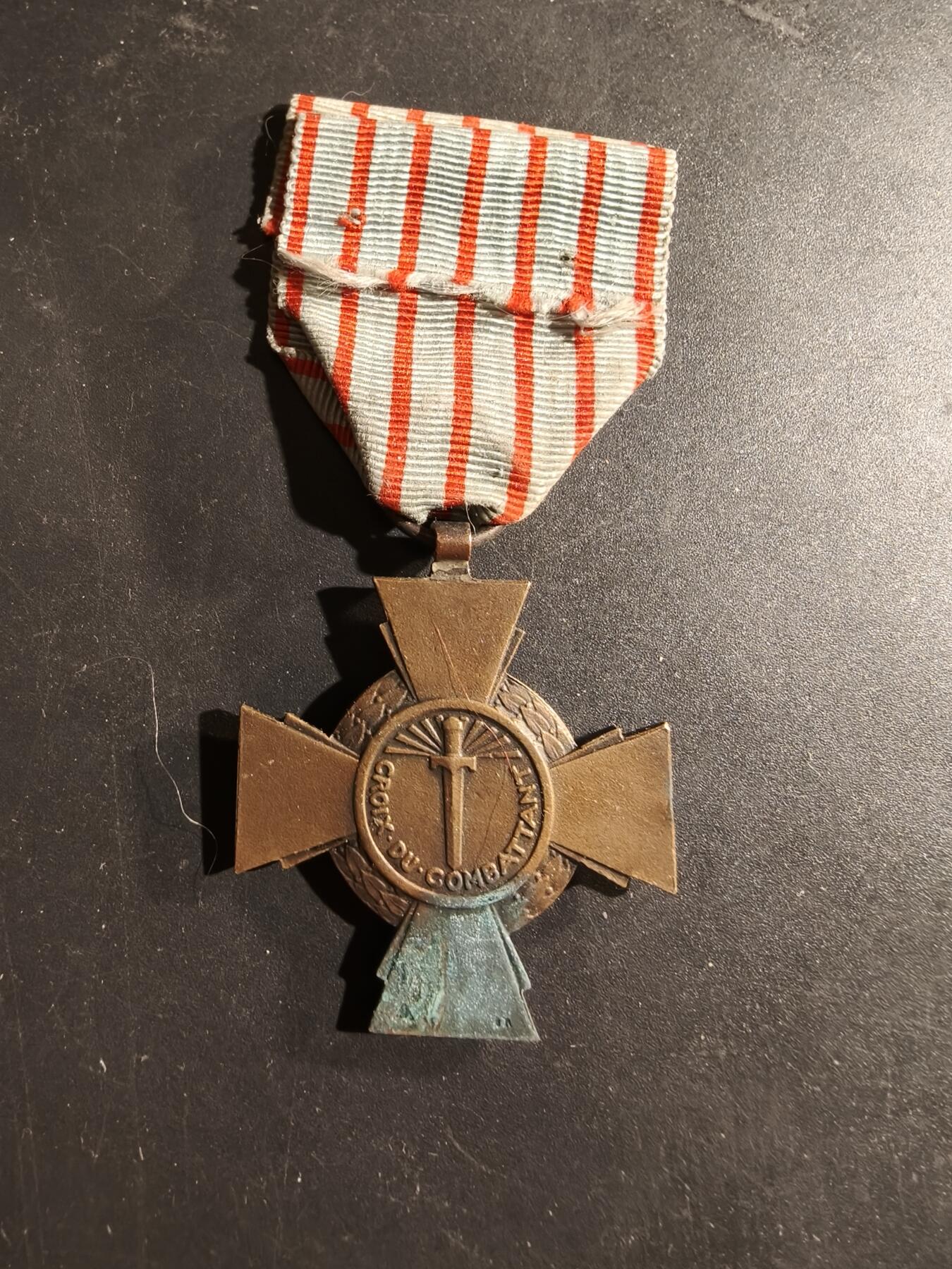 老王徽章第169期 法国战斗十字奖章