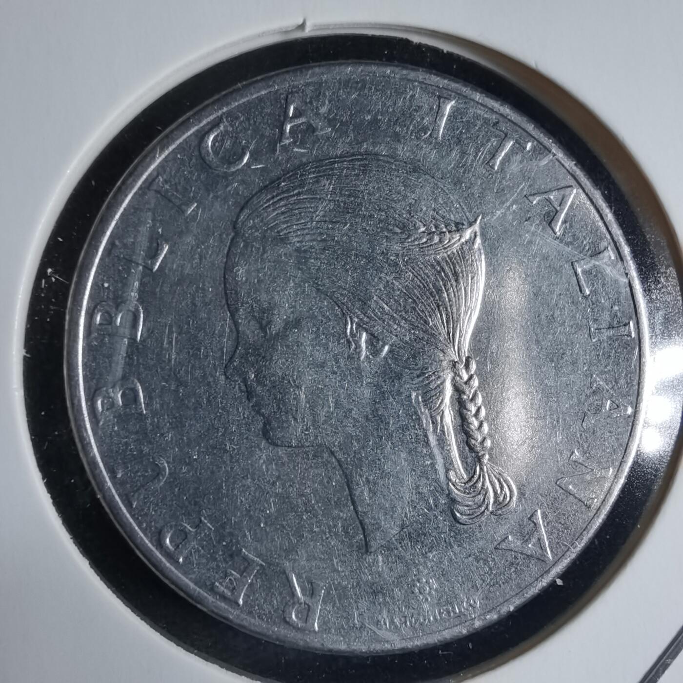 沼泽如烟--第928场 意大利1979年100里拉