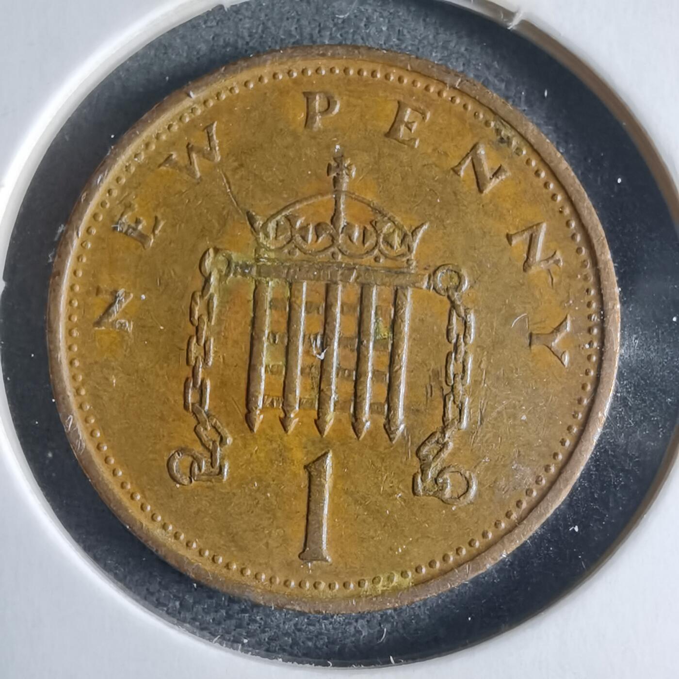 沼泽如烟--第928场 英国1977年1便士