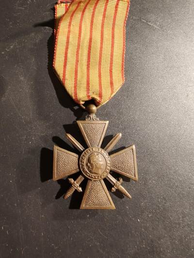 老王徽章第169期 - 法国1918版战争十字奖章
