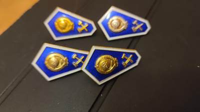 全场0元起拍，周六（12.13）下午5点开始，第70期 - 苏联校徽一组。