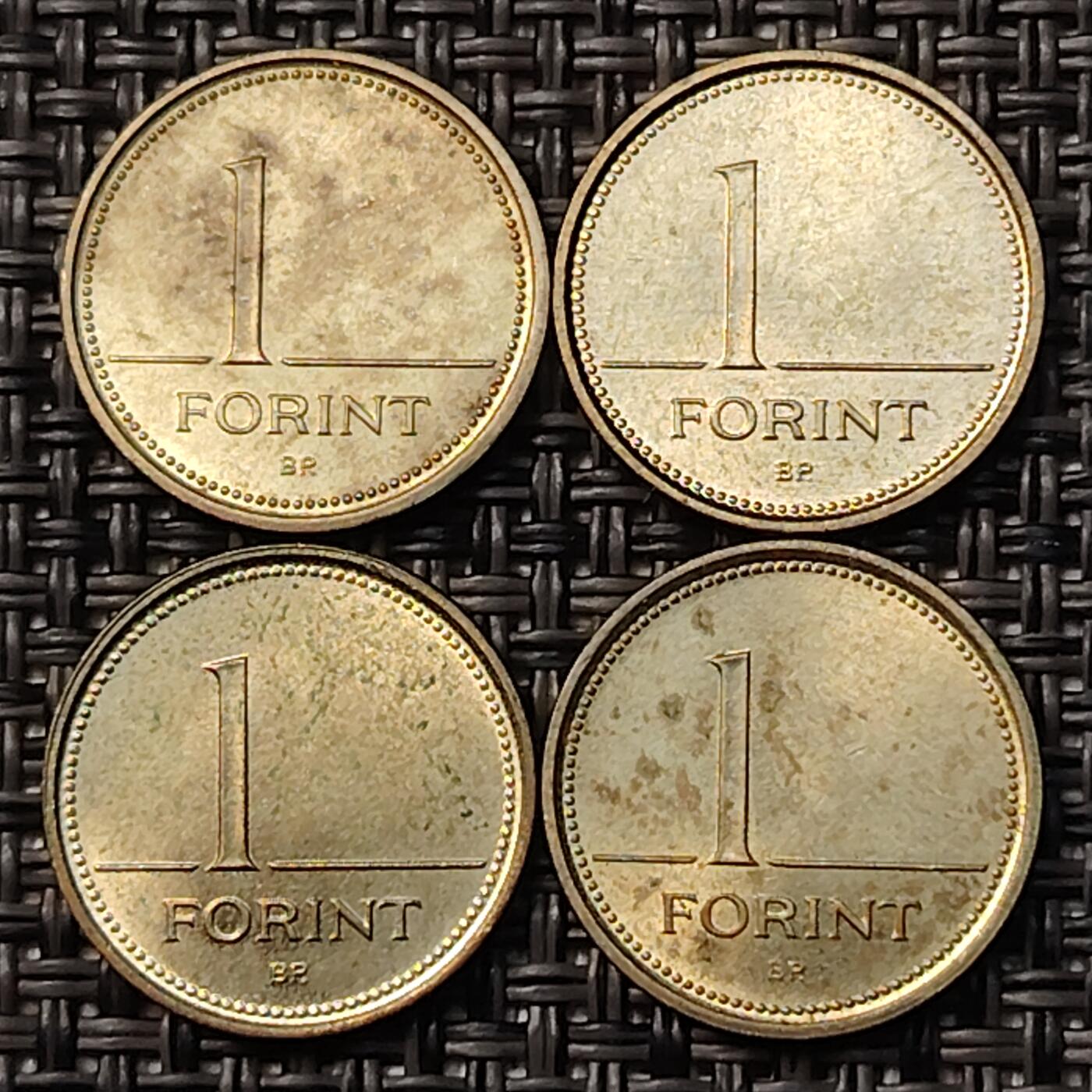 布加迪🐬～世界钱币(上海)🌾第 265 期 /  各国套币和散币 匈牙利🇭🇺 1992/1993/1994/1997年 1福林 4枚～C11 年份收藏者关注