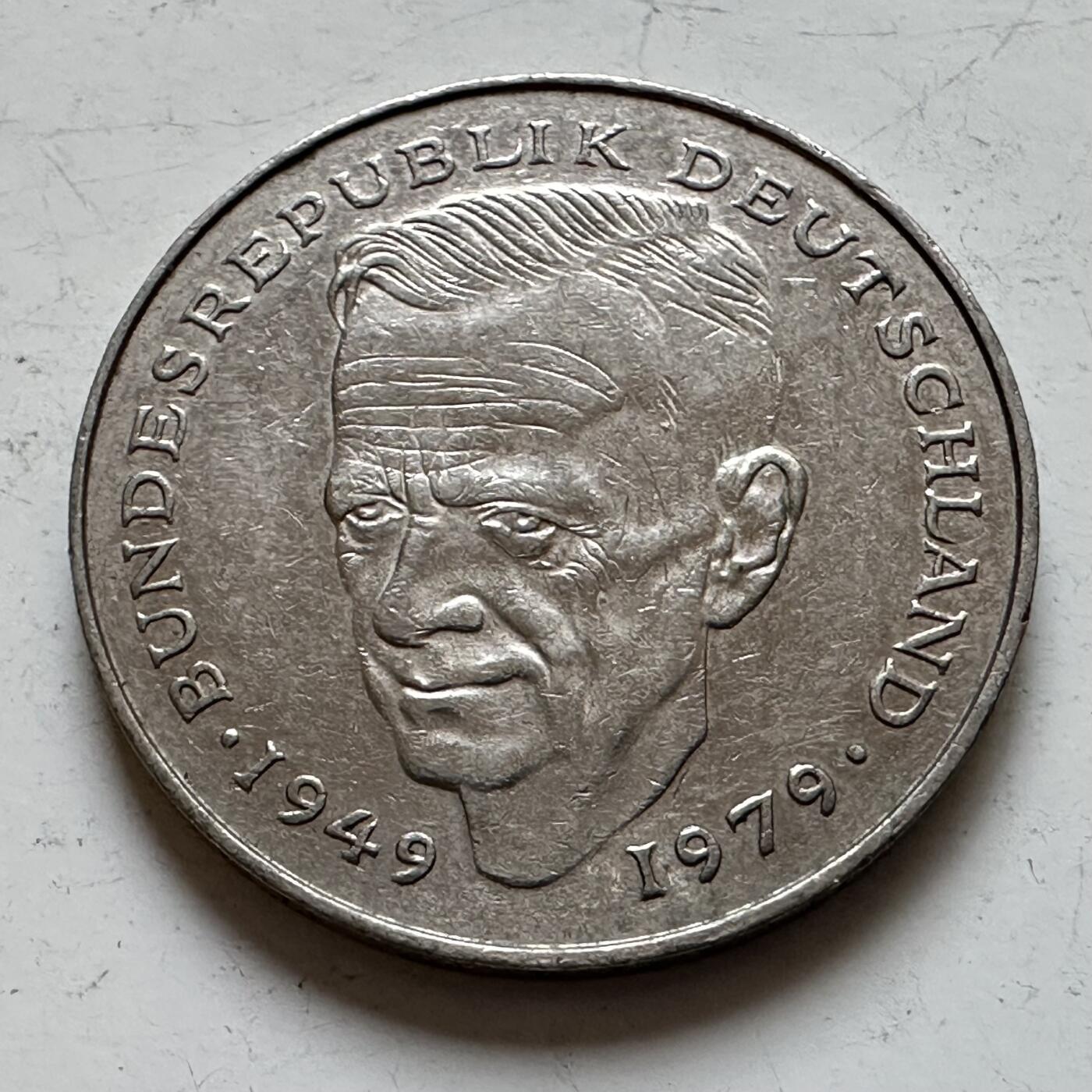 🌹外币初藏🌹🐯2025年第140场  每周二四六晚8️⃣点 接代拍 德国1988年G版 2马克 舒马赫