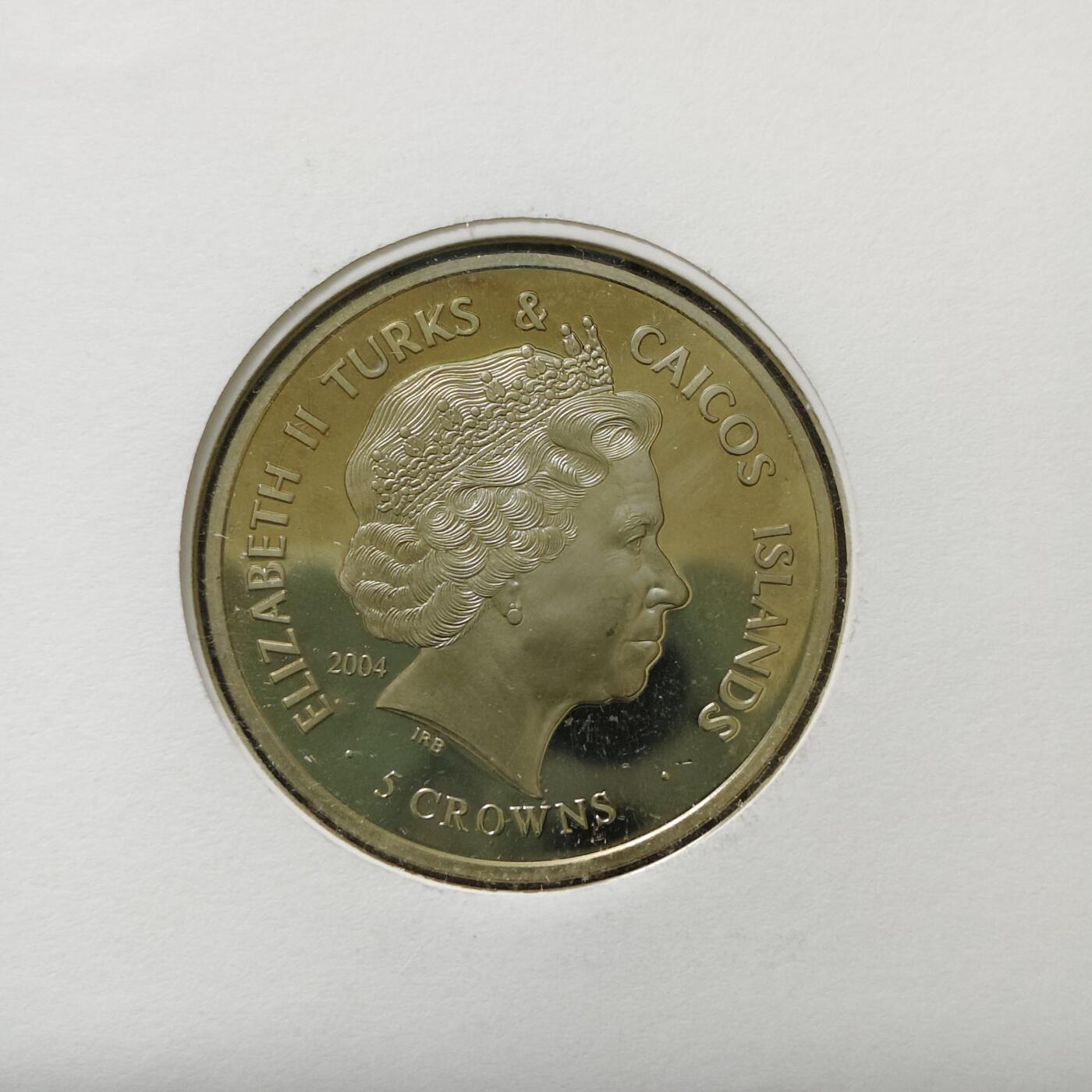 【全场包邮】纯粹捡漏拍485场（免费代拍第22场） 【邮币封】特克斯和凯克斯群岛2004年5克朗女王加冕五十周年克朗型纪念币邮币封