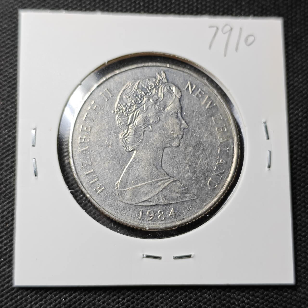 KK钱币收藏小铺 第379期  2月预留时间 周末发货  1984新西兰浅雕版 加拿大代铸50分
