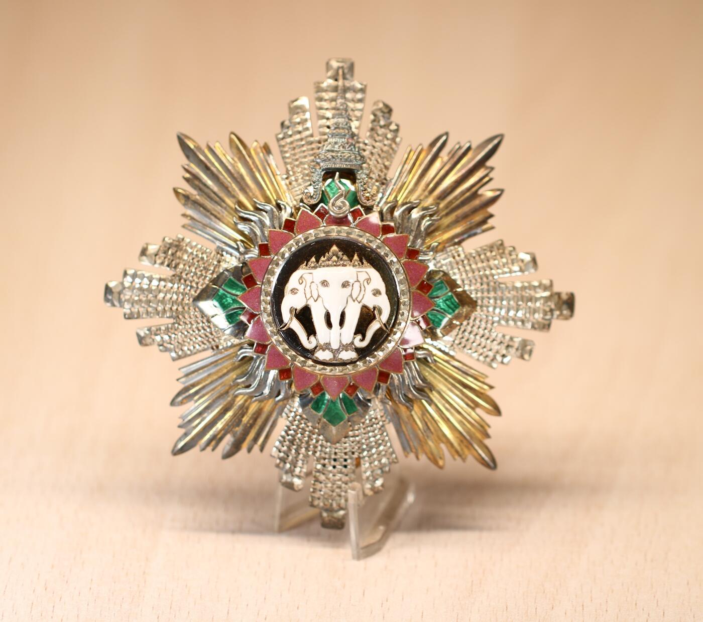 大猫徽章拍卖 第284期 泰国特级白象勋章 