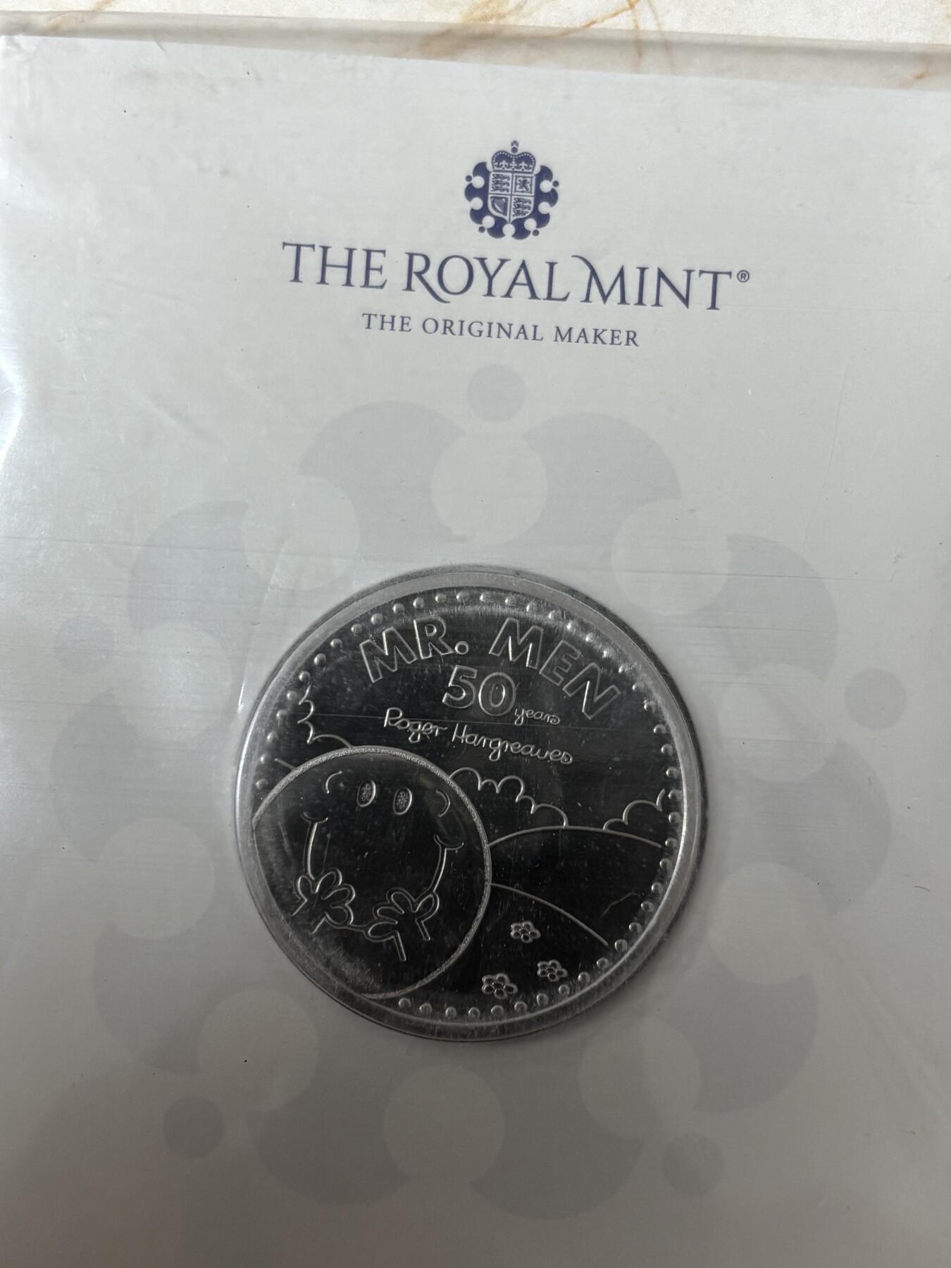 第185期拍卖 卡装英国2021年笑脸5英镑铜镍合金纪念币