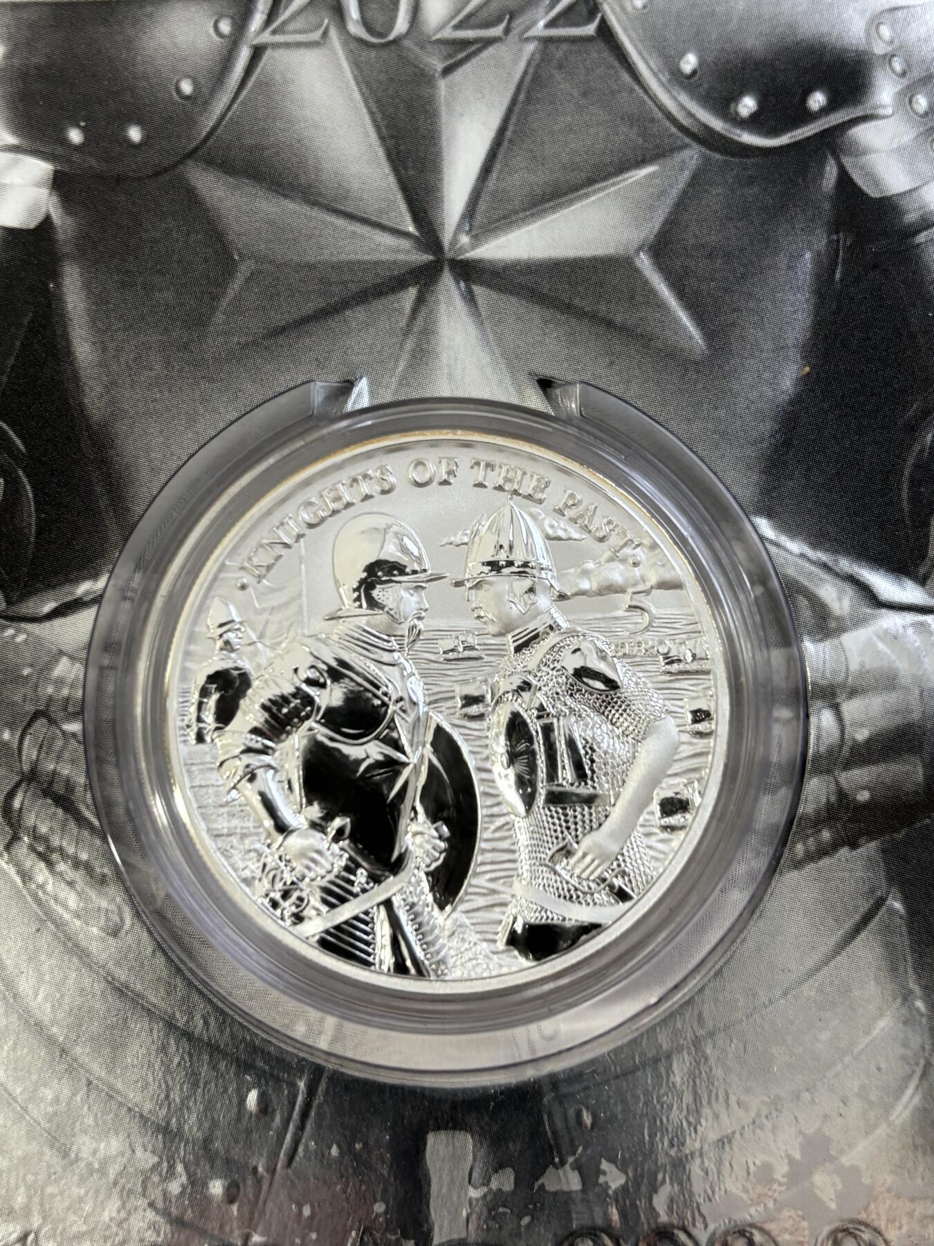 第185期拍卖 卡装马耳他2022年过去的骑士团和奥斯曼士兵1盎司银币，999银，发行15000枚