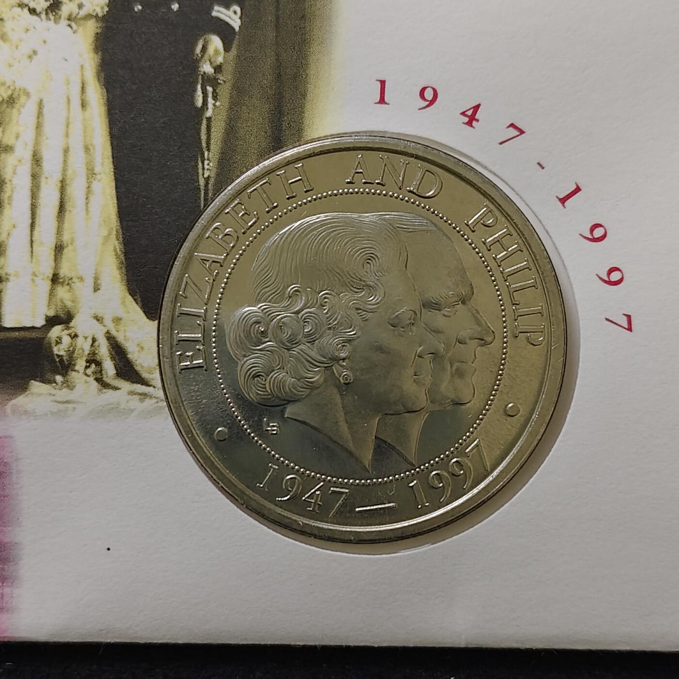 【全场包邮】纯粹捡漏拍485场（免费代拍第22场） 【邮币封】特克斯和凯克斯群岛1997年5克朗女王金婚克朗型纪念币邮币封