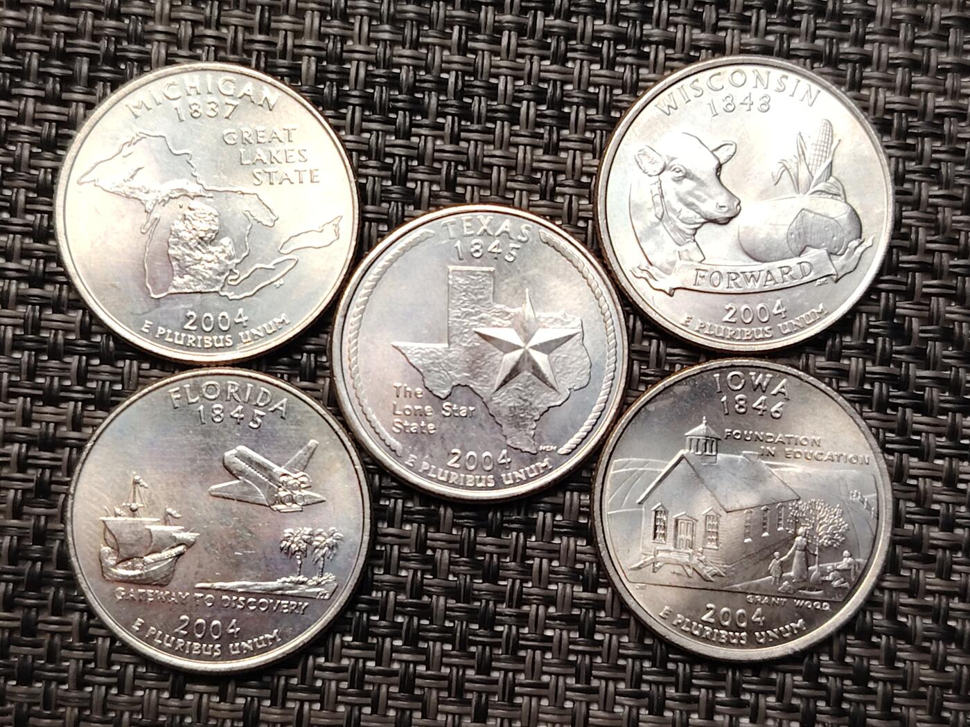 布加迪🐬～世界钱币(上海)🌾第 264 期 /  各国套币和散币 美国🇺🇸洲币 2004年 25分 5枚 原卷拆出未流通品相