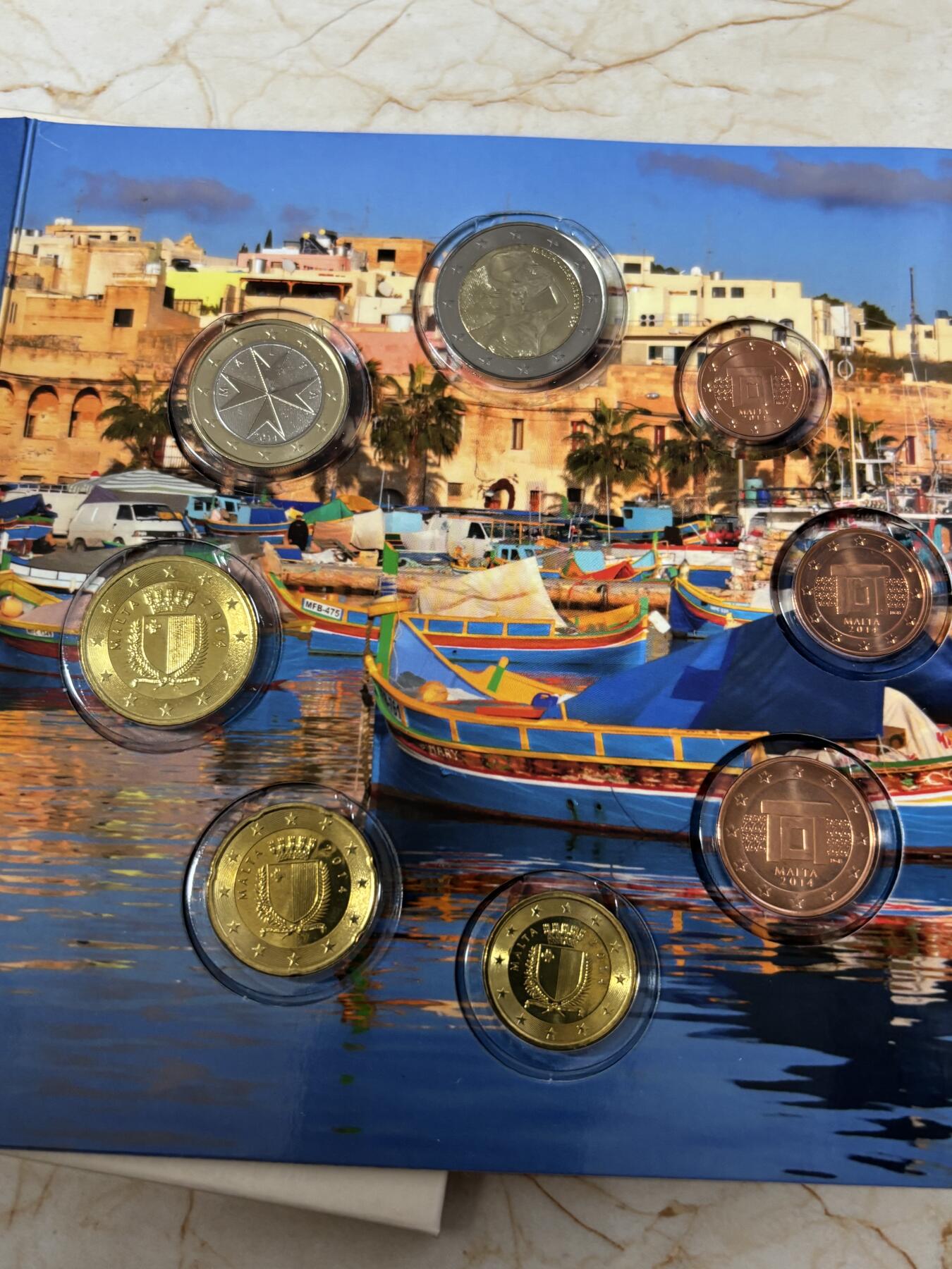 第185期拍卖 卡装马耳他2014年国家恢复行使主权50周年8枚纪念币套装