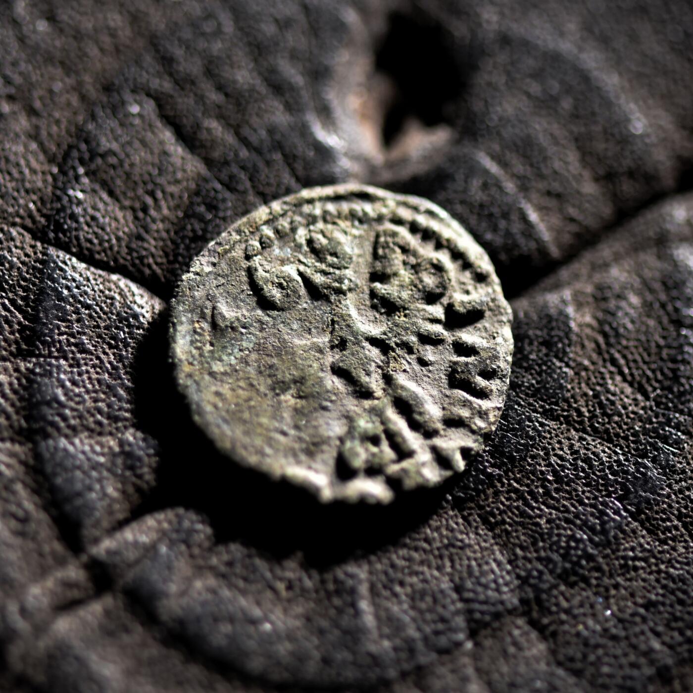 【良泉】【元旦直播场】1月1日晚19.30点开拍！208组西方古代钱币、日本朝鲜花钱 公元1656年【波兰立陶宛联邦】约翰二世·卡齐米尔·瓦萨“波兰鹰”铜希林，0.96克