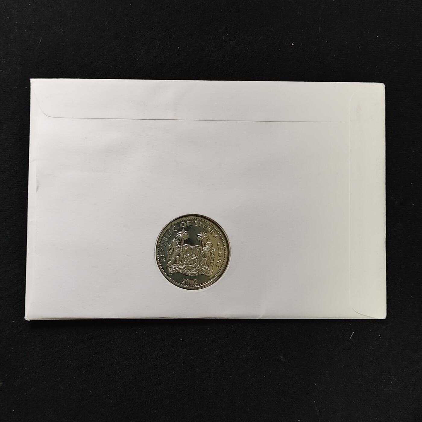 【全场包邮】纯粹捡漏拍485场（免费代拍第22场） 【邮币封】塞拉利昂2002年1元女王登基五十周年克朗型纪念币邮币封