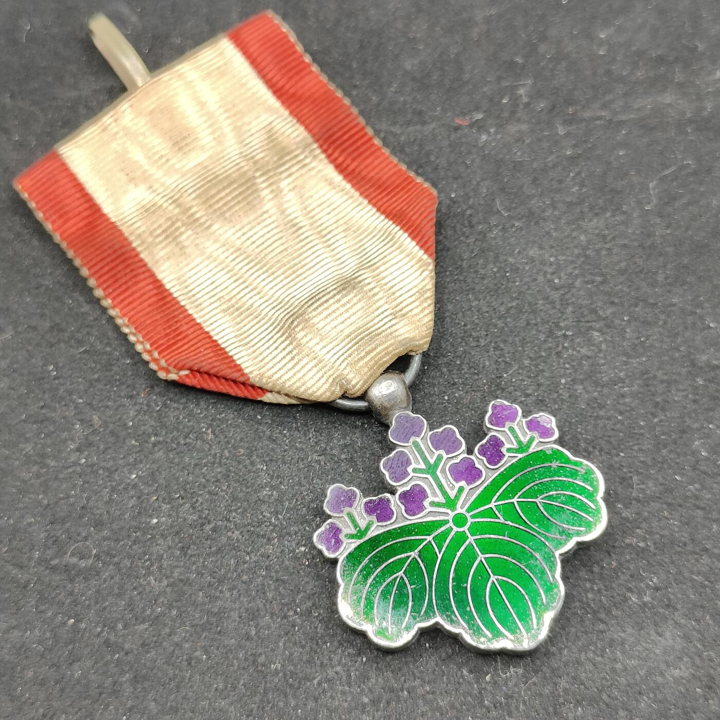 0元起拍勋章 第318期 咸鱼国勋章拍卖专场 12月14日（周日）下午6：00开始 明治时期 七等青叶章银制