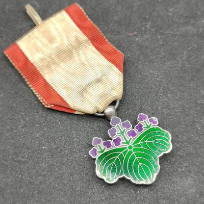 0元起拍勋章 第318期 咸鱼国勋章拍卖专场 12月14日（周日）下午6：00开始 - 明治时期 七等青叶章银制