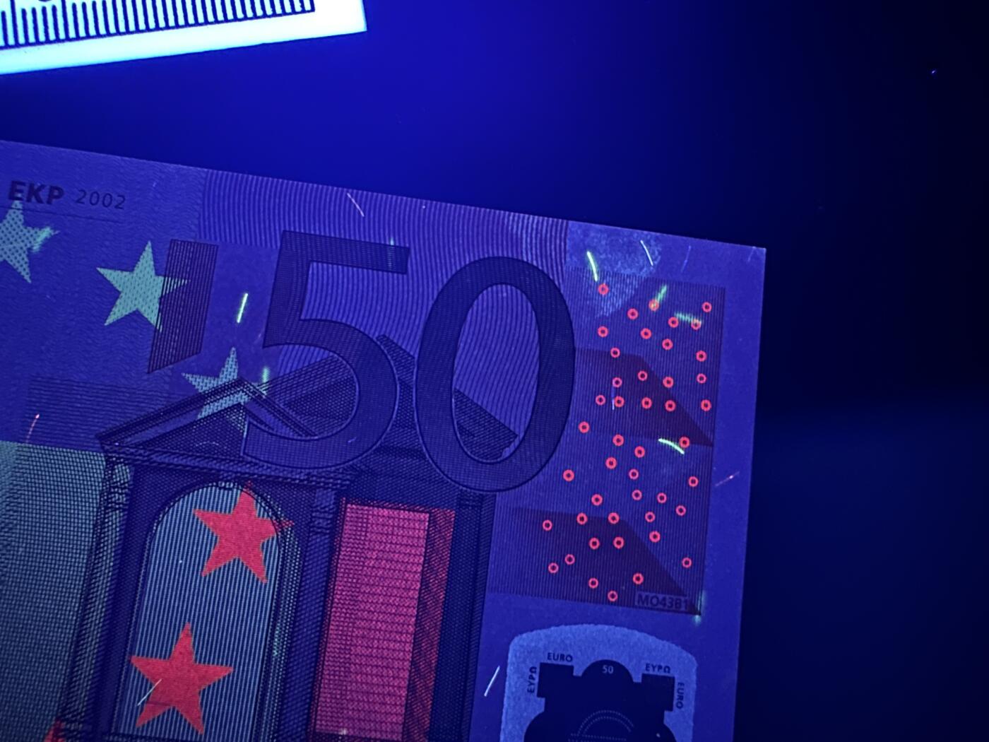 《外钞收藏家》第五百九十三期（精品场）（本平台长期征集拍品、欢迎藏友们联系合作）