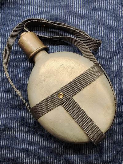 稀少 日海厚胎铝质单兵水壶 户外水壶 老铝水壶  带大阪制铝标“aluminium osak - 稀少 日海厚胎铝质单兵水壶 户外水壶 老铝水壶  带大阪制铝标“aluminium osak