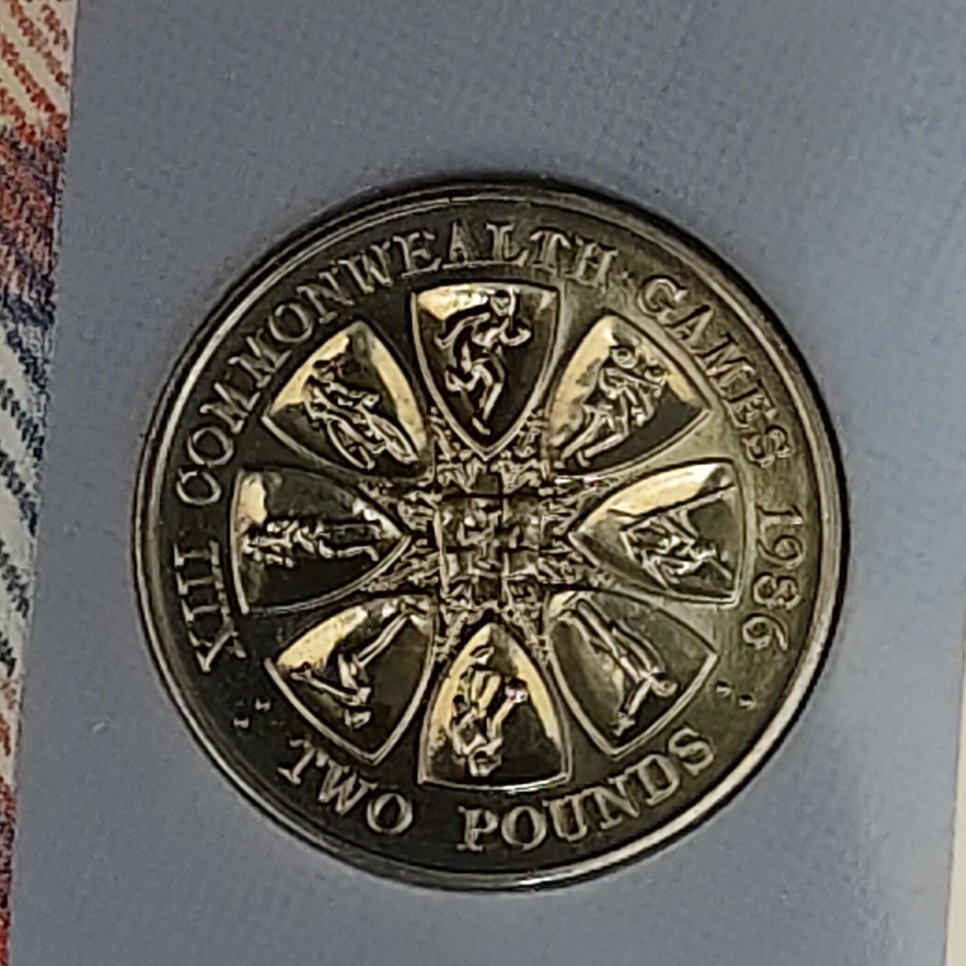 【全场包邮】纯粹捡漏拍485场（免费代拍第22场） 根西1986年2镑爱丁堡英联邦运动会官方卡装克朗型纪念币