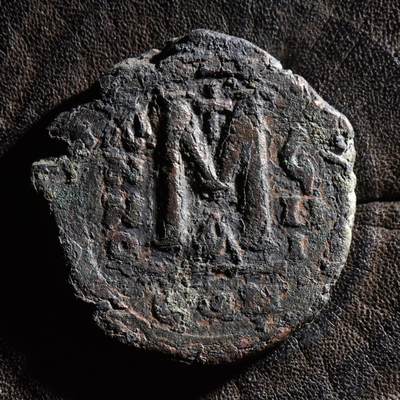 【良泉】【元旦直播场】1月1日晚19.30点开拍！208组西方古代钱币、日本朝鲜花钱 - 13.42克，约公元572年 【拜占庭】 查士丁二世和皇后索菲亚（在位第8年）君士坦丁堡造币厂，40努米大铜币