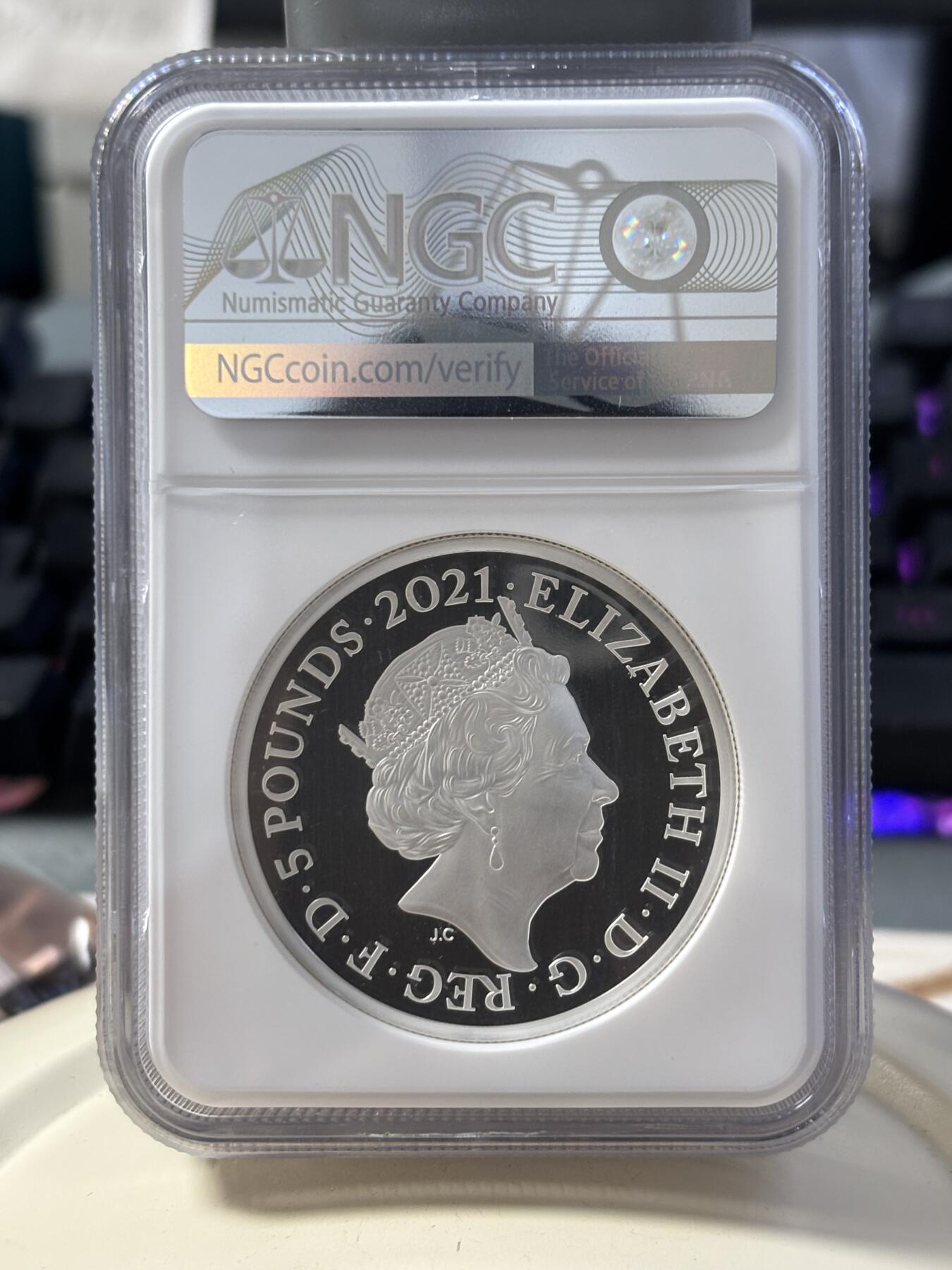 第184期拍卖 英国2021年维多利亚女王雕刻师哥特人像精制纪念加厚银币NGC-PF69，2盎司，999银