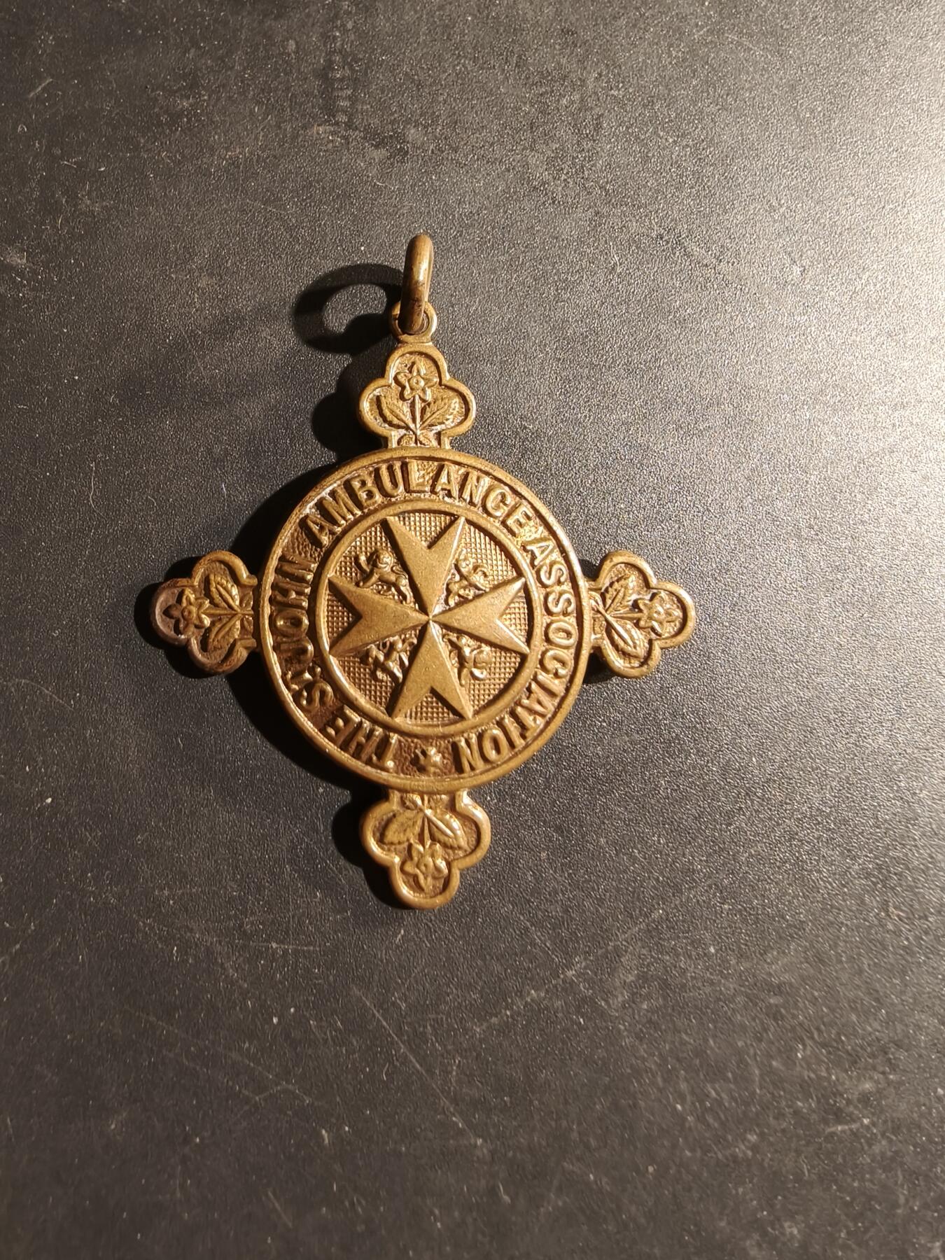 老王徽章第169期 英国铜级圣约翰救护协会十字奖章     实发