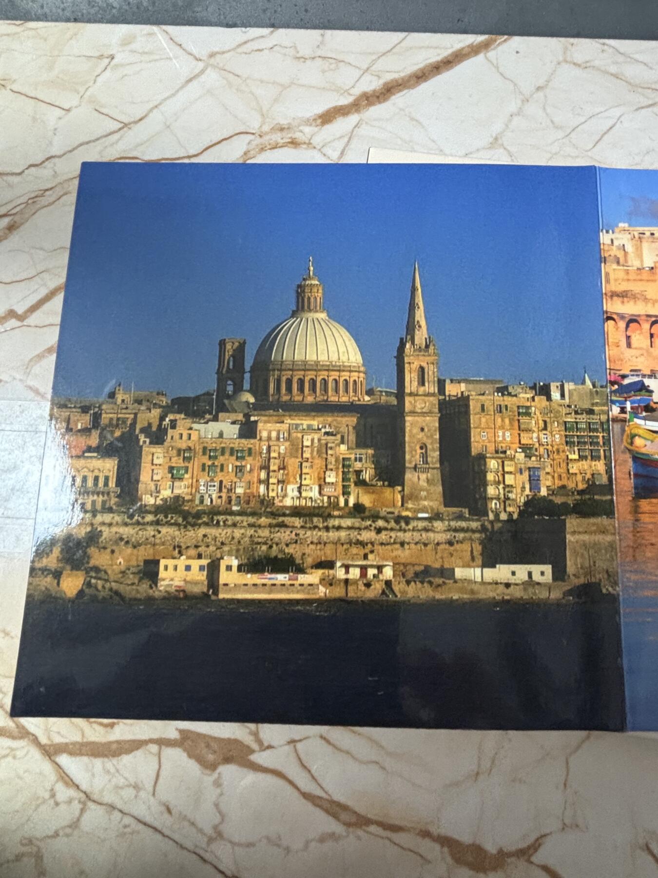 第185期拍卖 卡装马耳他2014年国家恢复行使主权50周年8枚纪念币套装