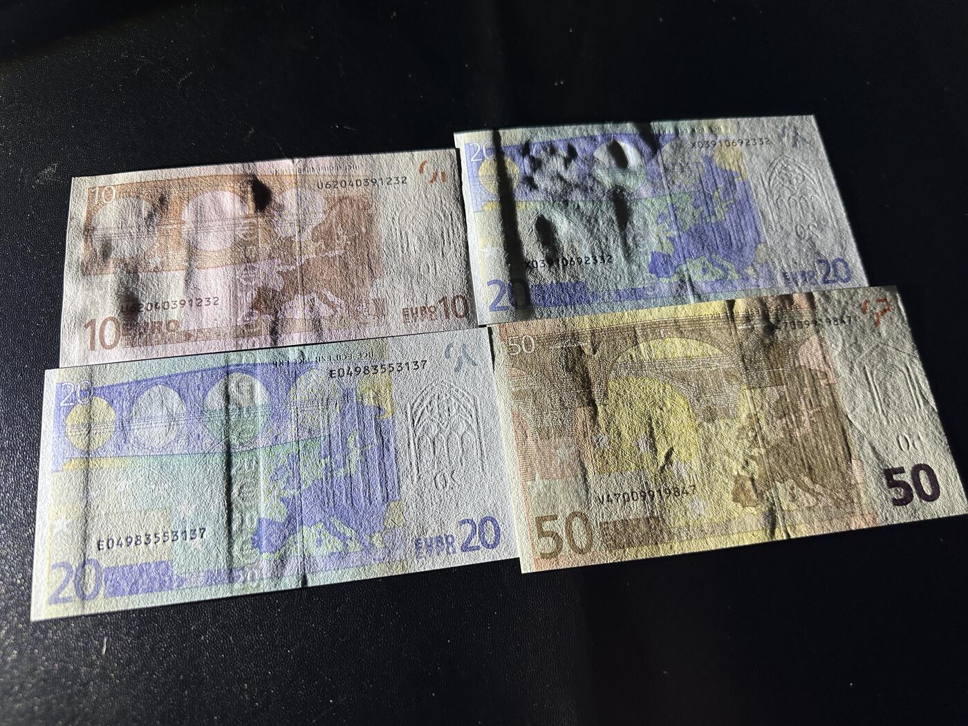 《外钞收藏家》第五百九十三期（精品场）（本平台长期征集拍品、欢迎藏友们联系合作）