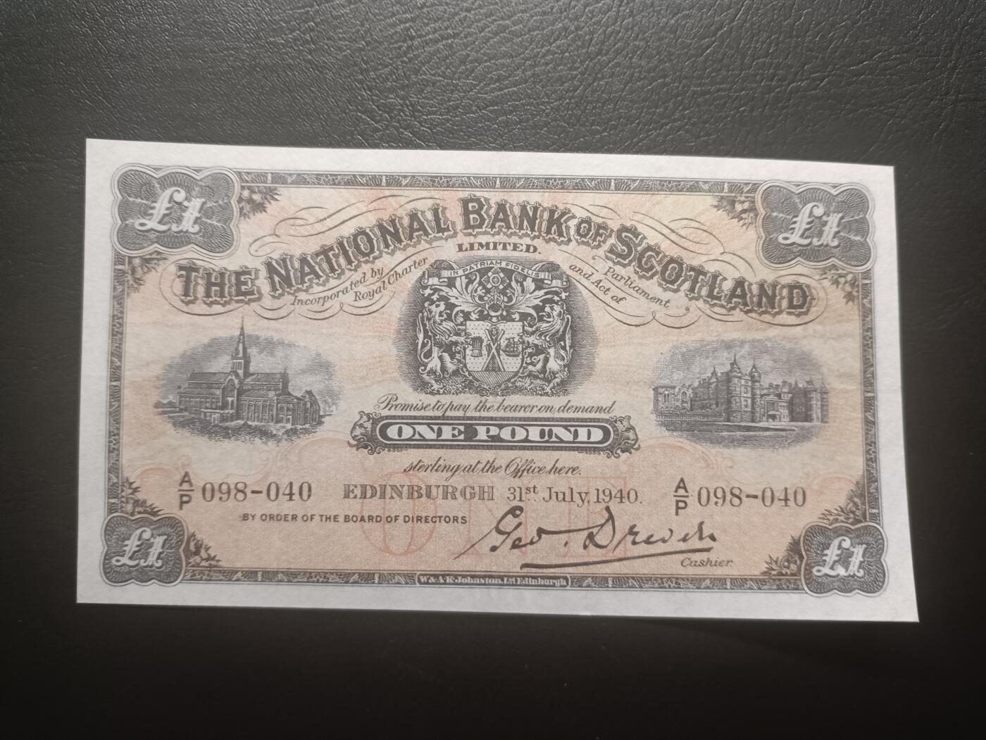 2025十二月第三期，总208期 苏格兰国家银行1940年1镑AUNC，爱丁堡和格拉斯哥的分行，稀有二战期间品种