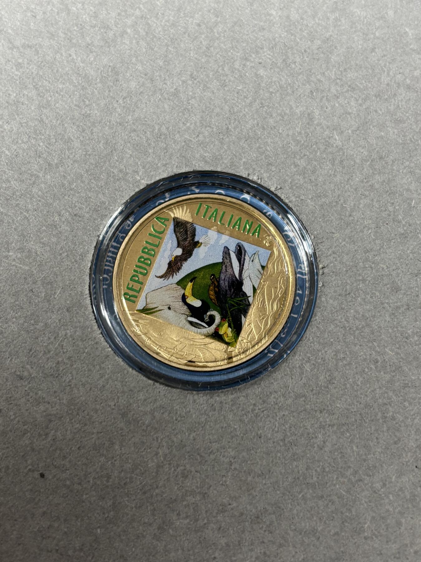 第185期拍卖 卡装意大利2021年动物园系列夜光北极熊5欧精制纪念币