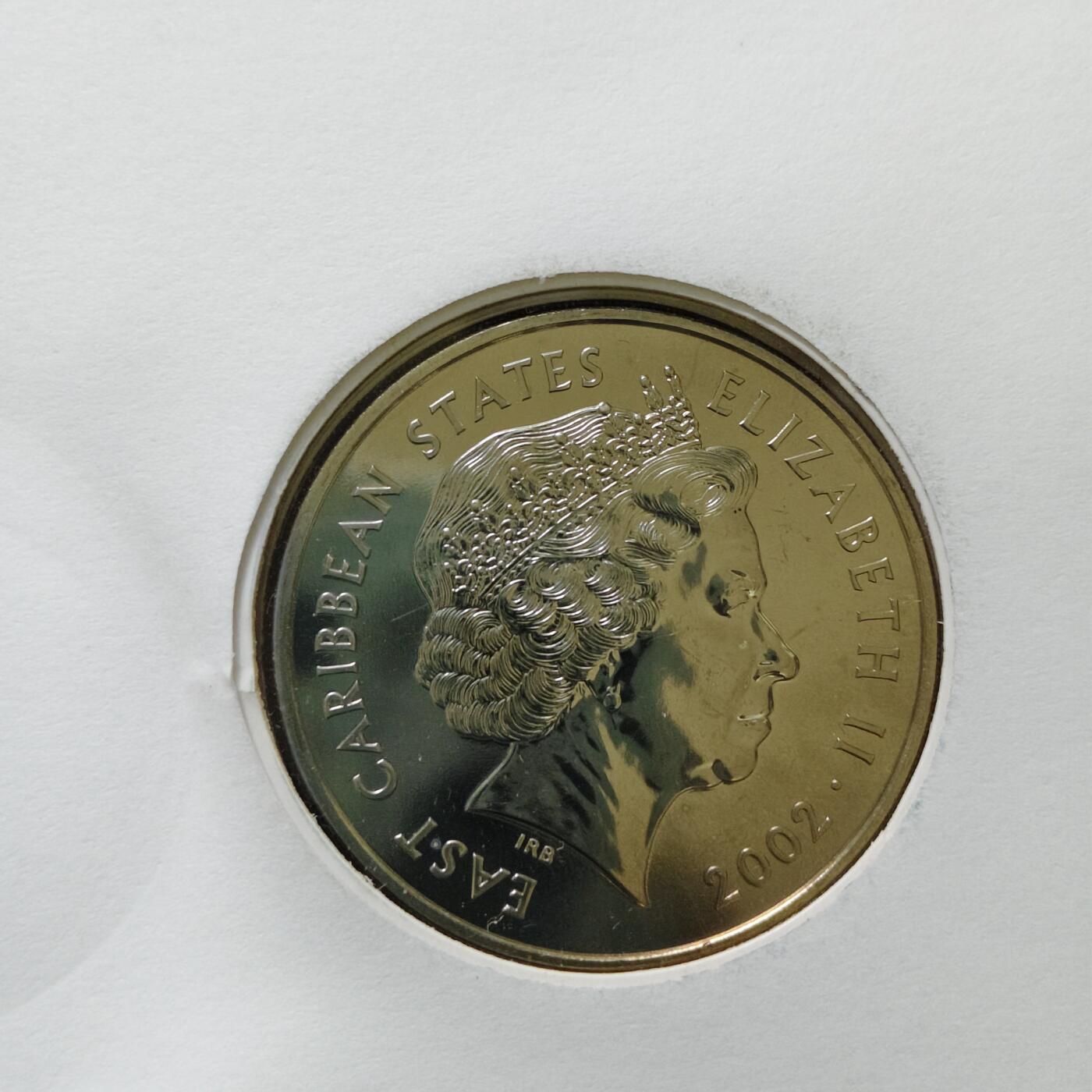 【全场包邮】纯粹捡漏拍485场（免费代拍第22场） 【邮币封】东加勒比国家2002年1元女王登基五十周年克朗型纪念币邮币封