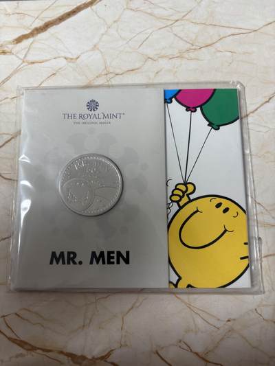 第185期拍卖 - 卡装英国2021年笑脸5英镑铜镍合金纪念币