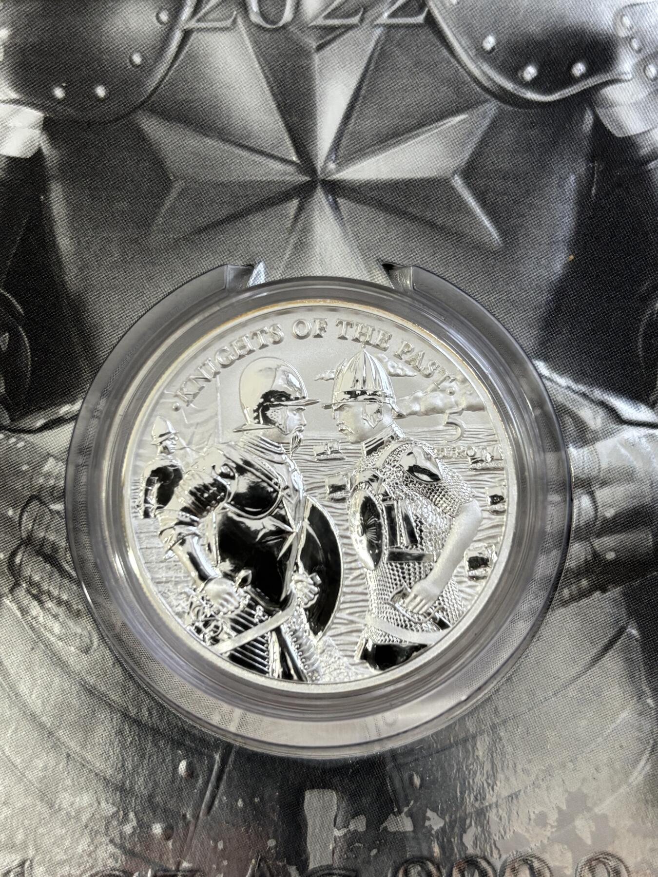 第185期拍卖 卡装马耳他2022年过去的骑士团和奥斯曼士兵1盎司银币，999银，发行15000枚