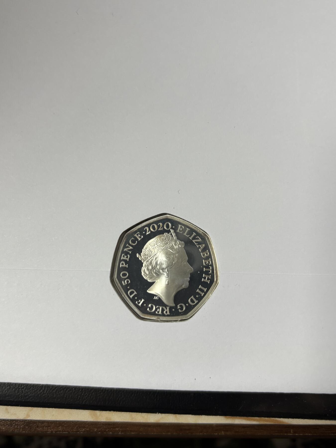 第185期拍卖 英国2020年物理学家罗莎琳德·富兰克林纪念银币首日封，925银，8克，