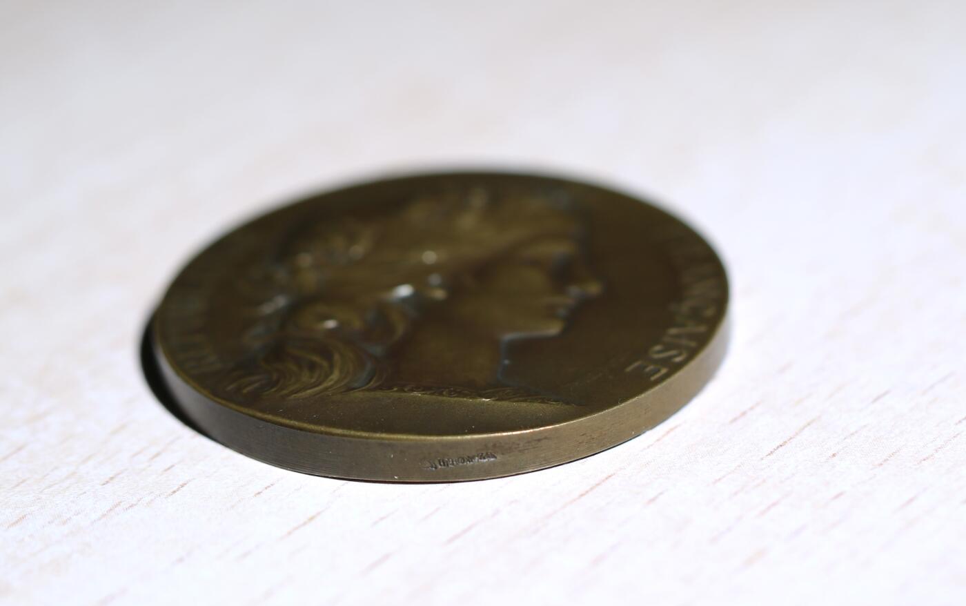 大猫徽章拍卖 第284期 法国玛丽安娜铜章一组4枚，大中小、铜镀银全尺寸。