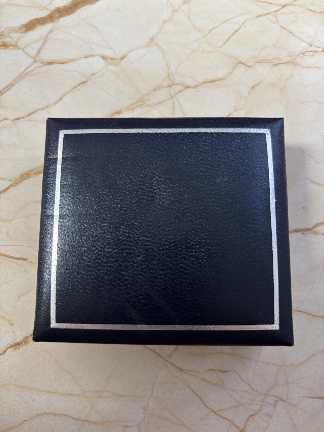 第184期拍卖 1974年美国总统杰拉尔德·福特纪念银章，925银，32.24克银价413