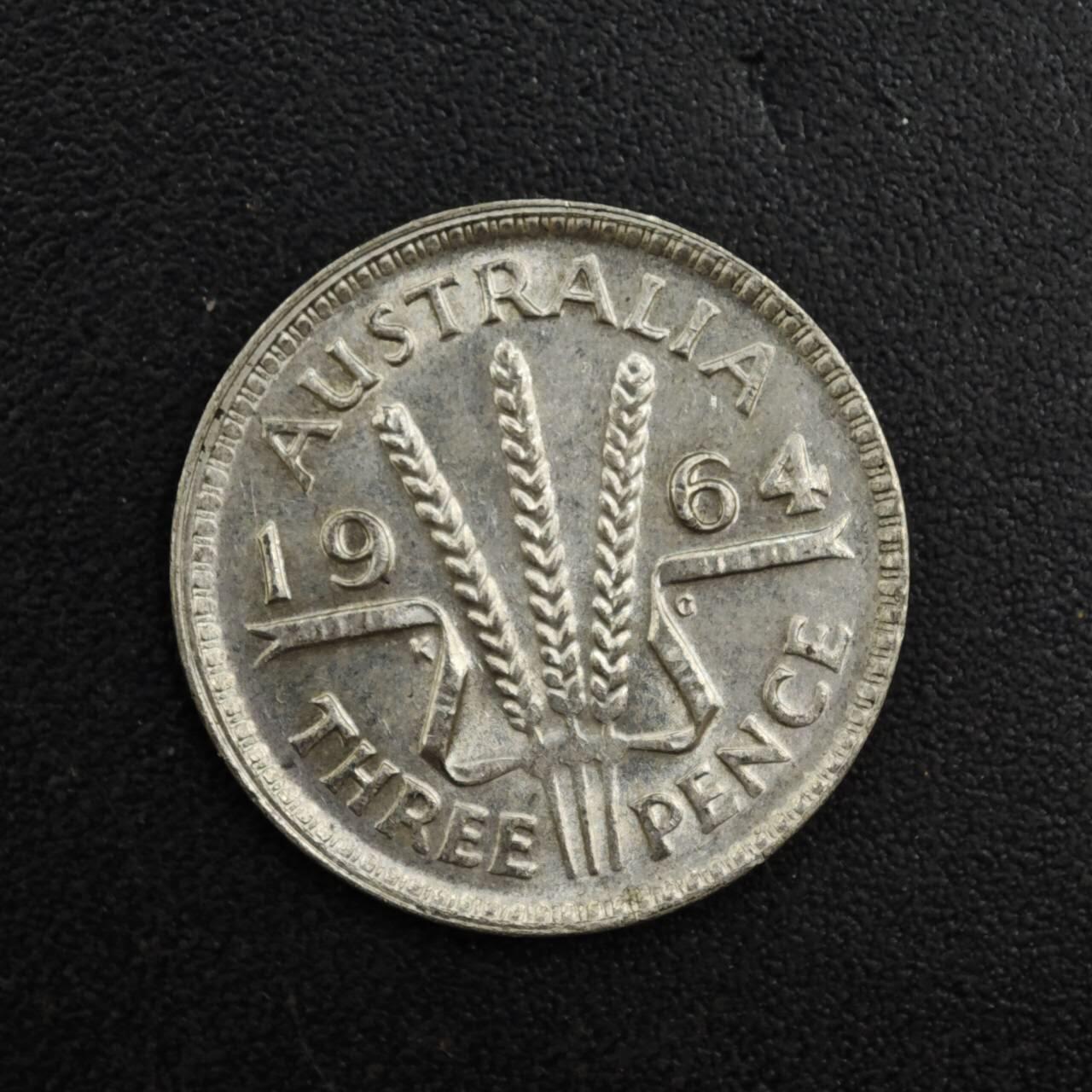 【淘币小摊】实时拍第八百二十五拍   散币场   满百包邮可预留二周 每周一统一发货   澳大利亚1964年伊丽莎白二世3便士银币