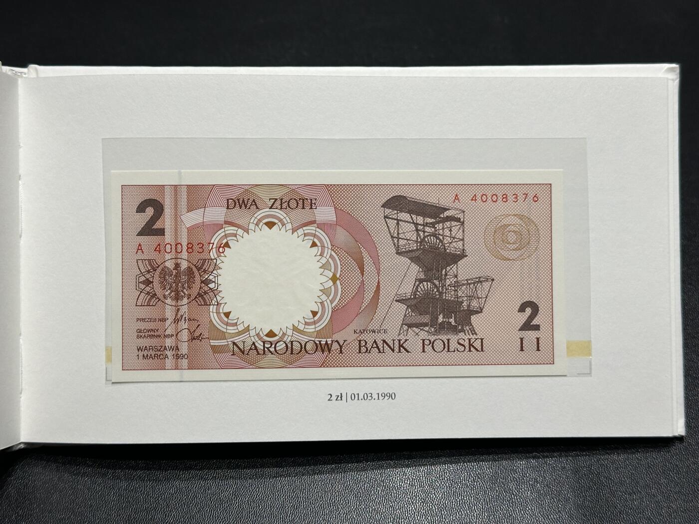 《外钞收藏家》第五百九十三期（精品场）（本平台长期征集拍品、欢迎藏友们联系合作）