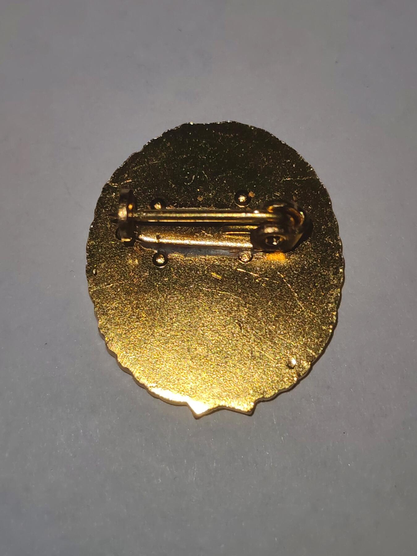 韵星假日拍卖第三十二期 -- Rimey Holidays Auction 32 民主德国优秀空军驾驶员证章