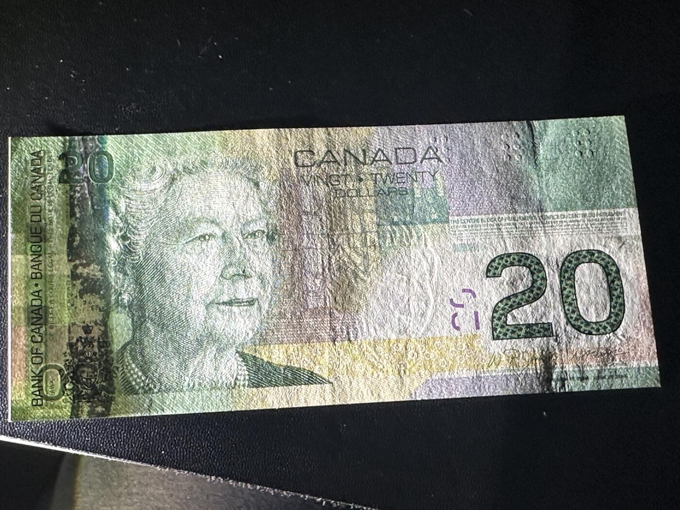 《外钞收藏家》第五百九十三期（精品场）（本平台长期征集拍品、欢迎藏友们联系合作）