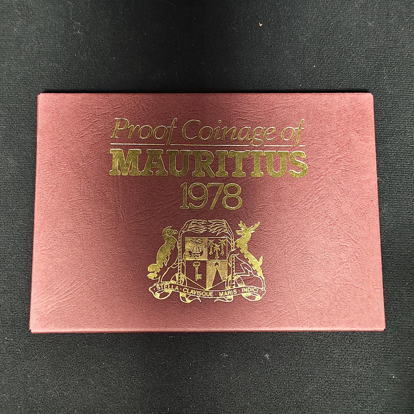 【全场包邮】纯粹捡漏拍485场（免费代拍第22场） 毛里求斯1978年官方发行皇家厂经典信封装精制套币-PS4